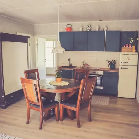 Apartment Hellamaa Retrovisiit Alma & Vilma Hellamaa (Hiiumaa)