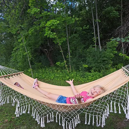 Retrovisiit Alma & Vilma Korter Hellamaa (Hiiumaa)