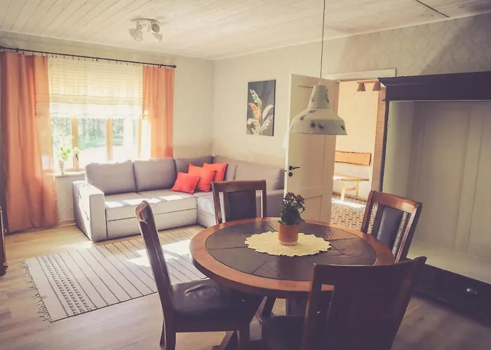 Retrovisiit Alma & Vilma דירה Hellamaa (Hiiumaa)